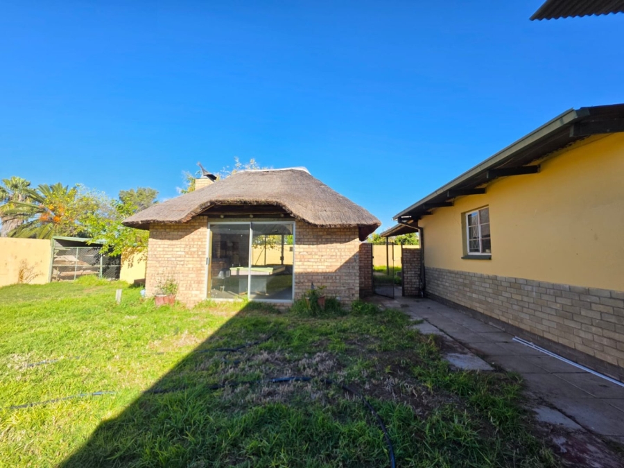 3 Bedroom Property for Sale in Verwoerdpark Northern Cape